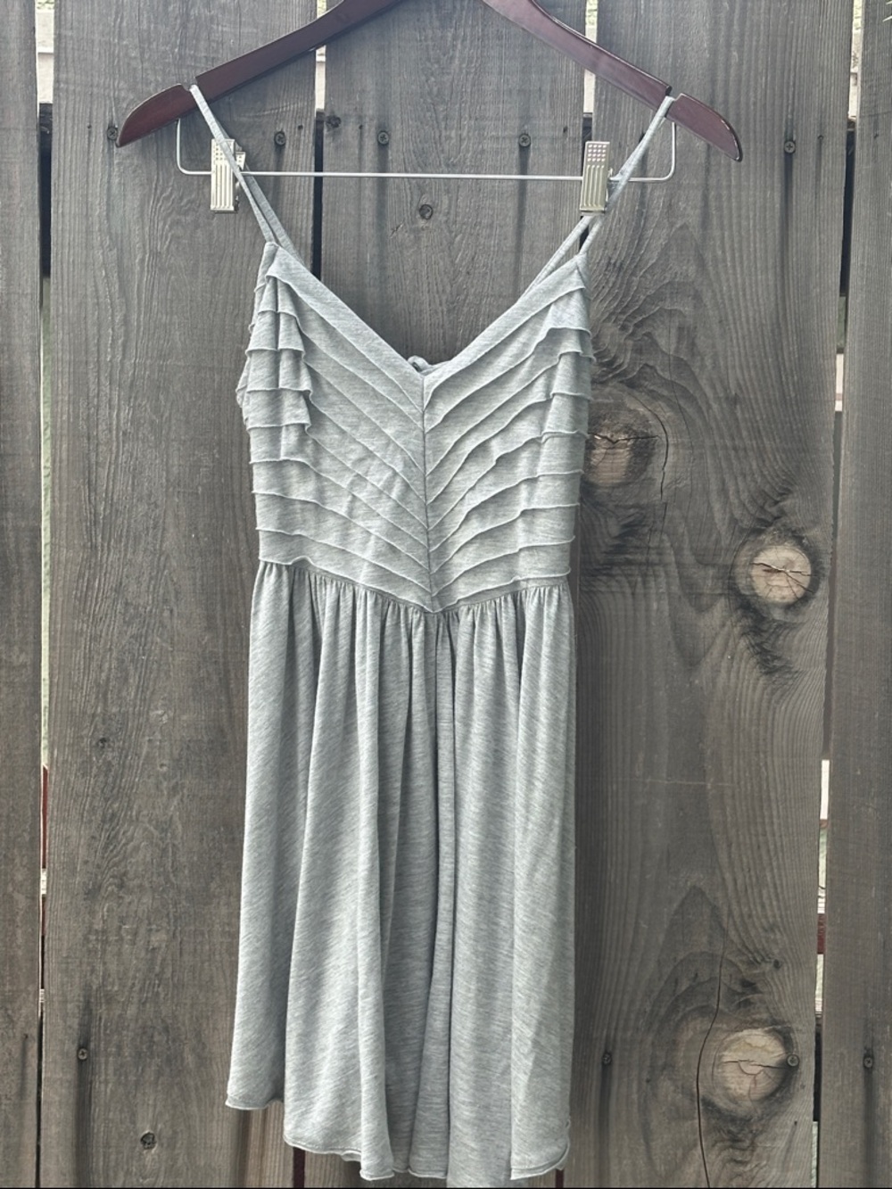 Grey tank top
